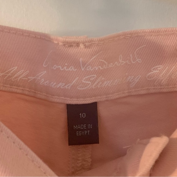 Gloria Vanderbilt Capris - Picture 4 of 4